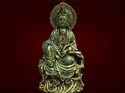 Phật Bà Quan Âm cầm như ý