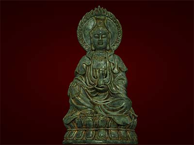 Phật lá đề liền ngồi tòa sen